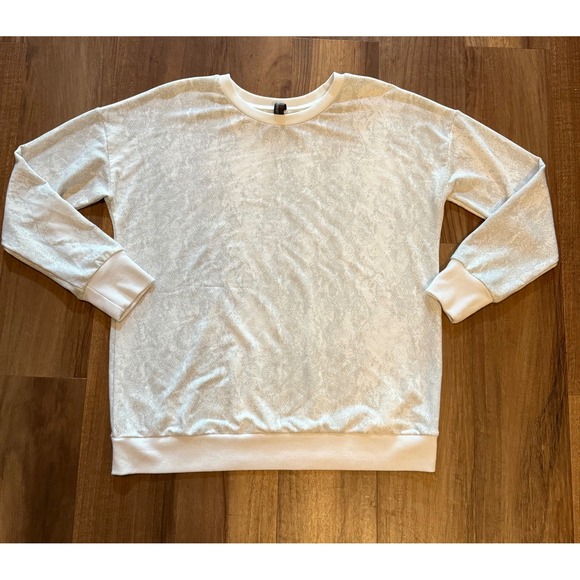 Mondetta Tops - Mondetta Womens Grey White Snakeskin Print Pullover Sweatshirt Sz M Modal Blend